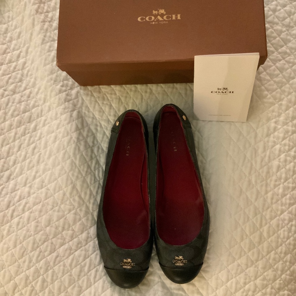 COACH Flats size 7.5